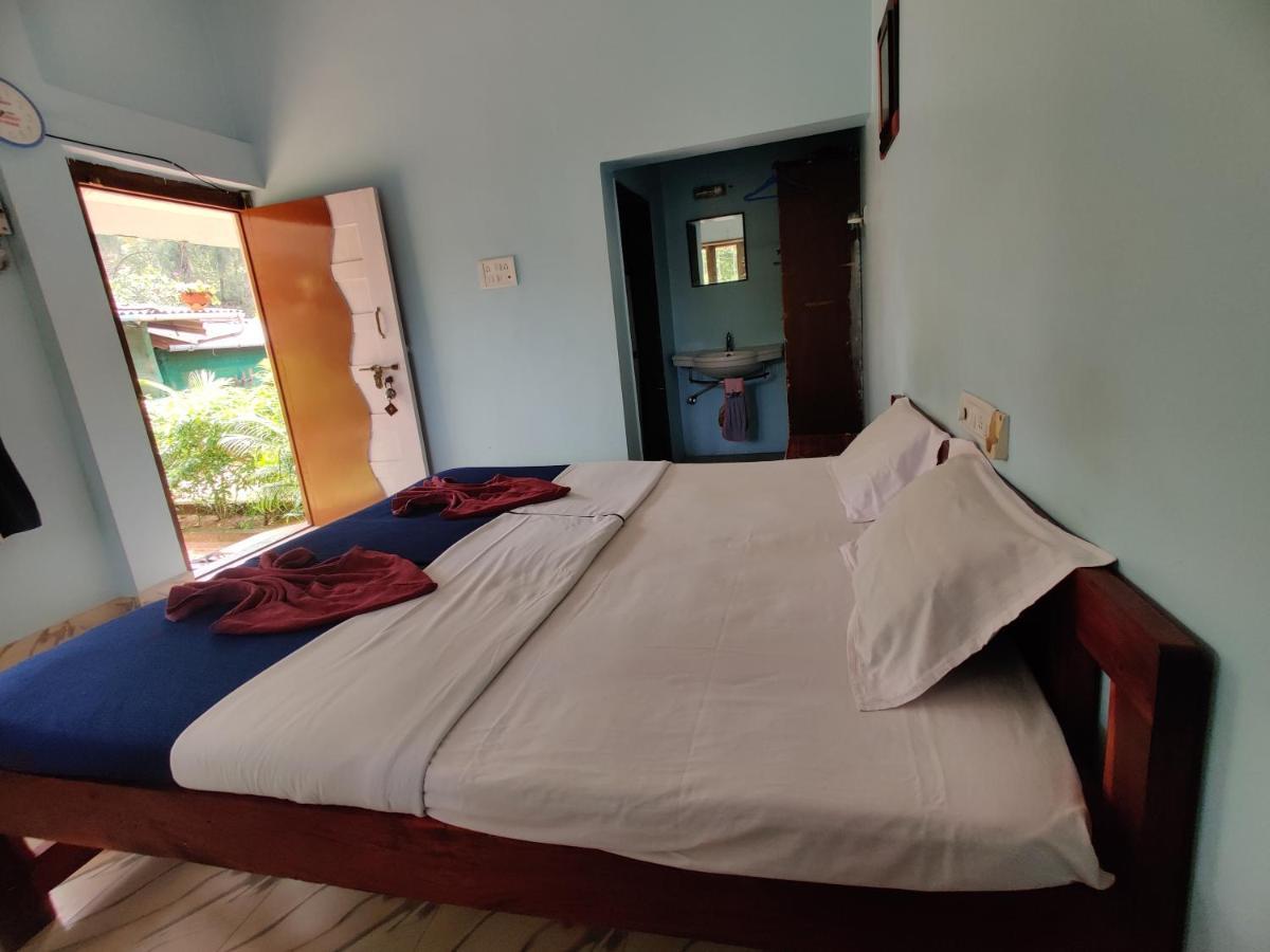 Mermaid Beach Resorts Vengurla Экстерьер фото