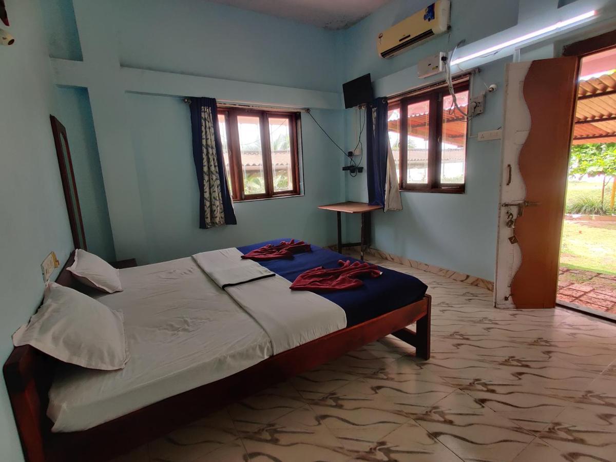 Mermaid Beach Resorts Vengurla Экстерьер фото